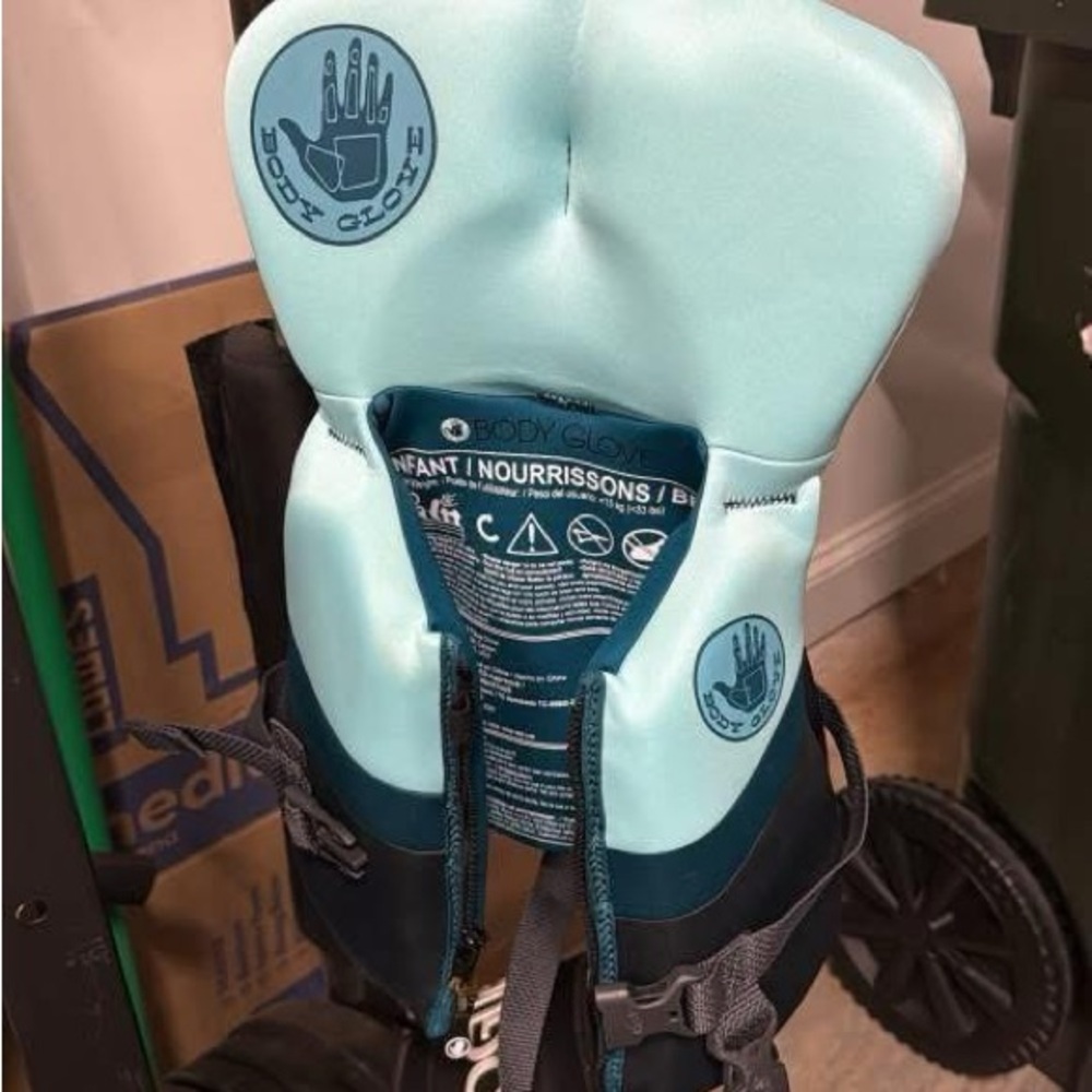 Body Glove Infant Life Jacket in Aqua and navy